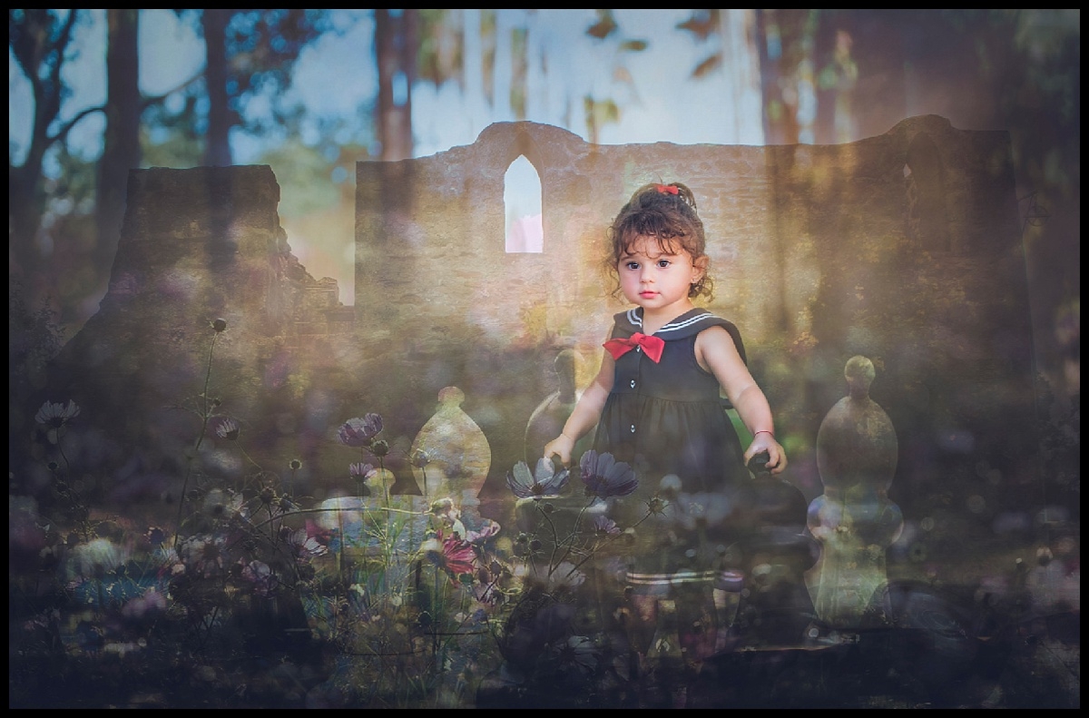 Vasi Studio specializes in capturing beautiful portraits of people and pets. We will create a masterpiece for your wall.