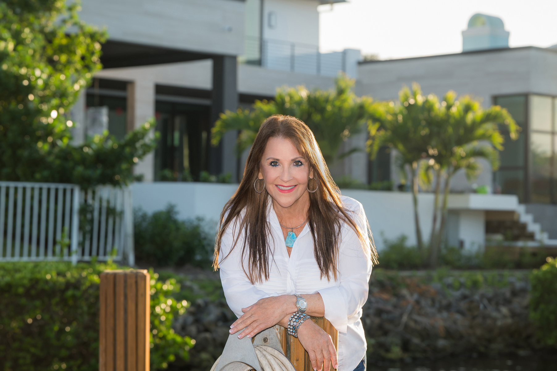 New/ modern business photos in Palm Beach County, FL.