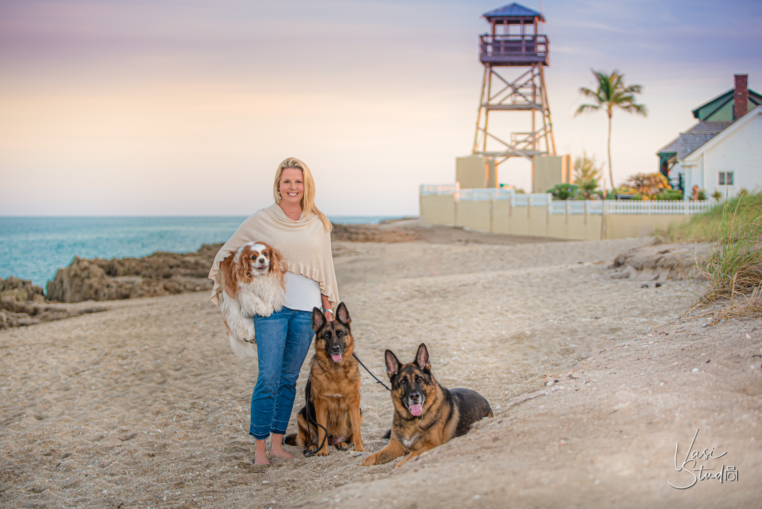 Beach photo session with dogs. Stuart