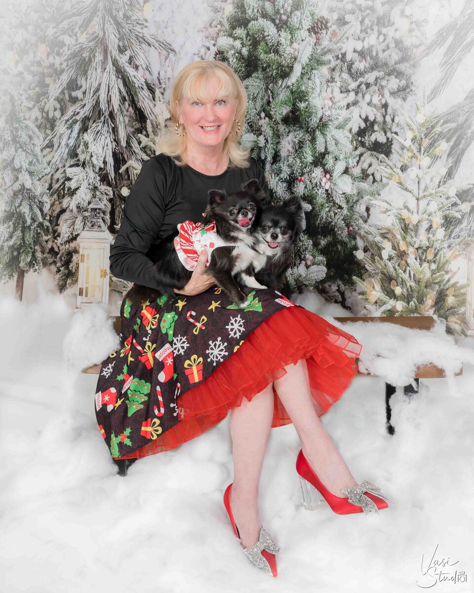 Professional holiday pet photos