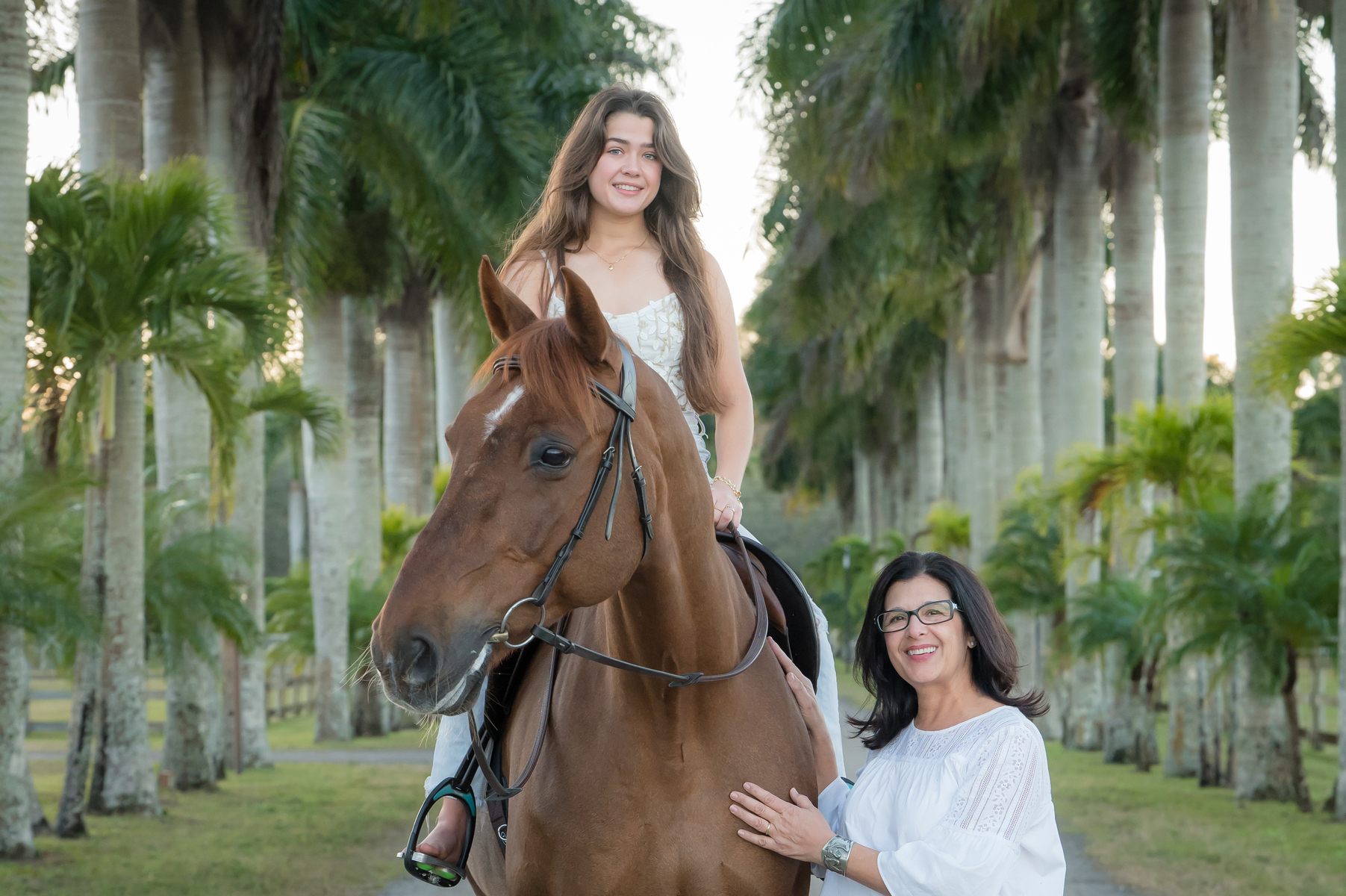 Pets & People Photographer in Jupiter, FL. Hourses